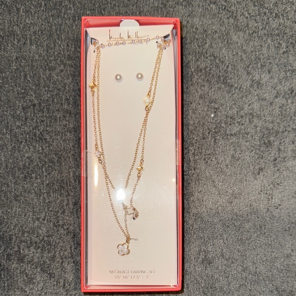 Nicole Miller New York- NEW Layered Necklace & Pearl Stud Earring Set - Picture 3 of 10